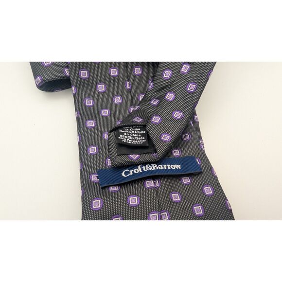 Croft & Barrow Men’s Silk Blend Necktie Black Purple Geometric Squares - Picture 3 of 3